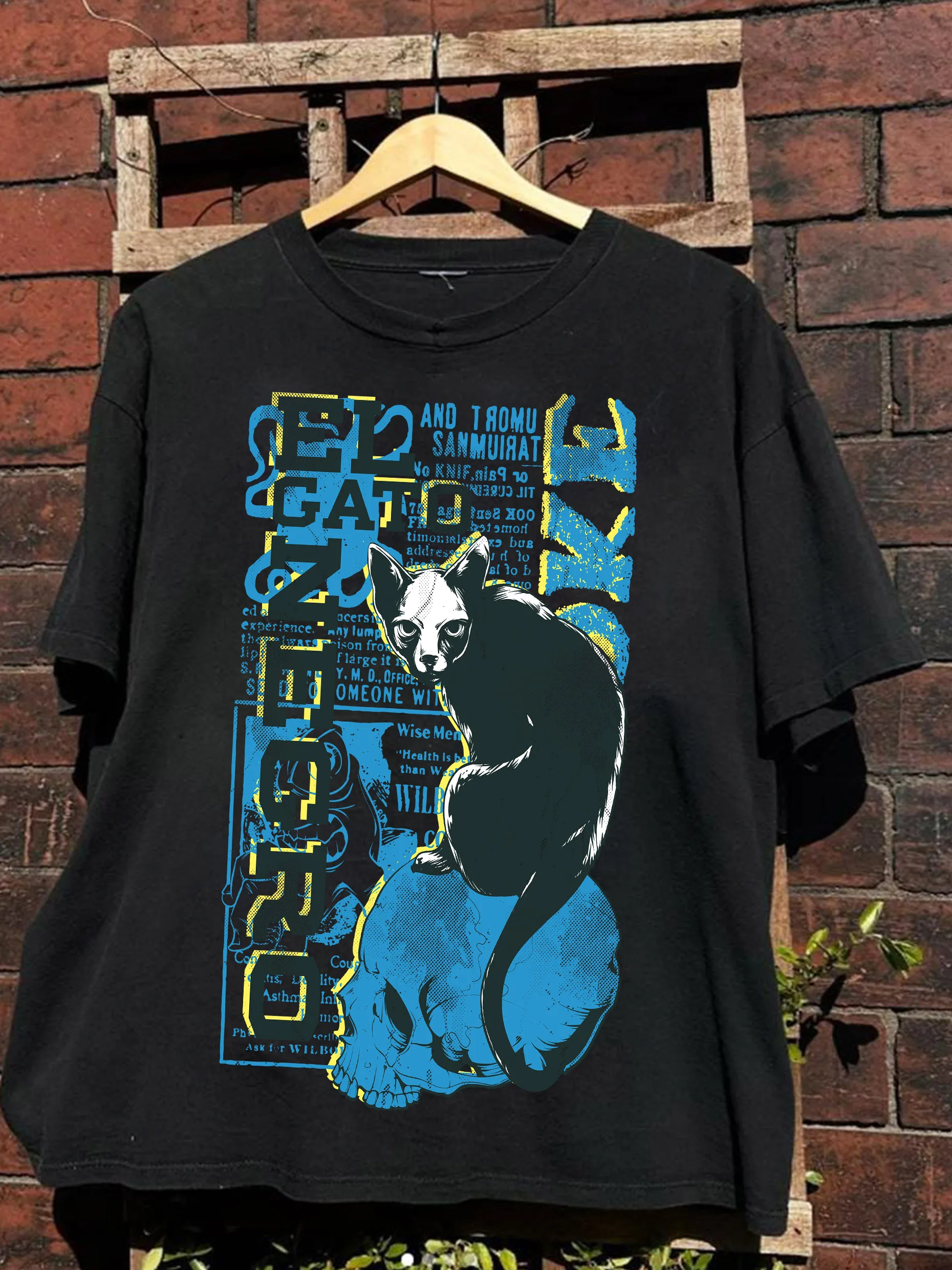 

Men's T shirt Cat Printed design, black short sleeve crew neck, 100% cotton