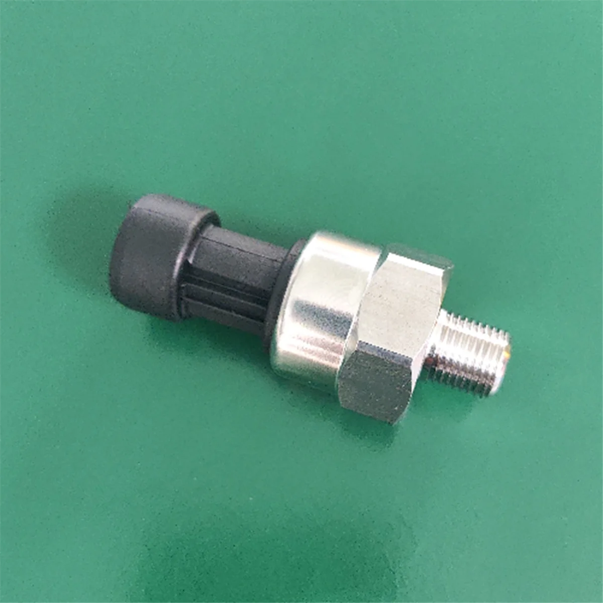 Pressure Sensor, Ceramic Chip Pressure Transmitter, 1/8Inch NPT Thread Pressure Sensor, for Oil, Fuel, Air 100 PSI