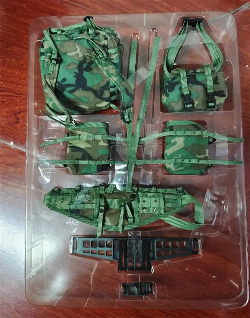 

DML 1/6th WWII Military Serires Jungle Bag Set Elevator Model Accessories Fit 12" Action Figure