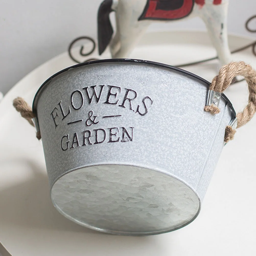 1pc Iron Flower Tin Plant Pail Gardening Container Vintage Style Gardening Bucket Metal Bucket Garden Tool Planter