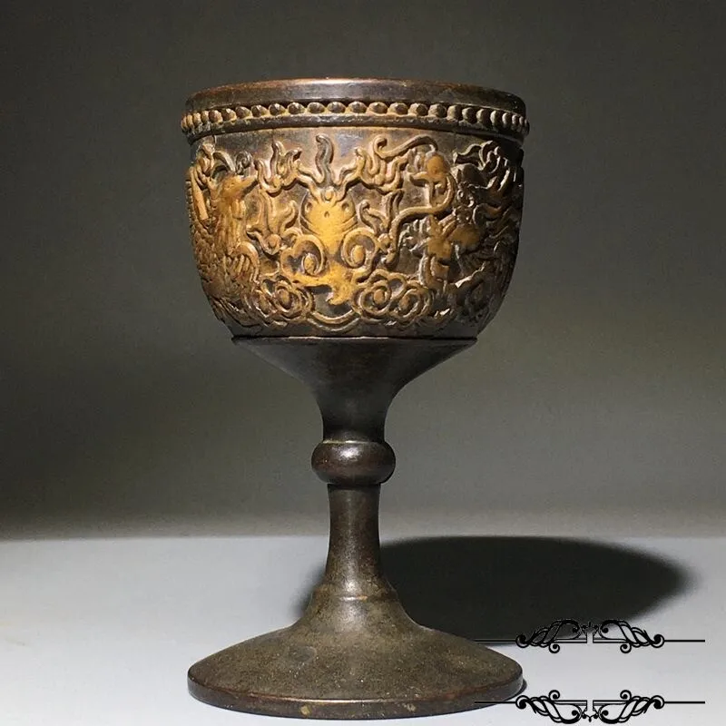 Antique miscellaneous pure copper gilt relief gilt gilt dragon and phoenix chengxiang dragon flying phoenix dance retro goblet w