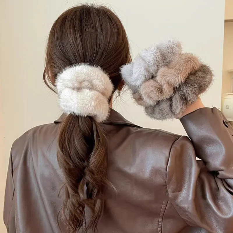 Korean Autumn Winter Plush Hair Band 2025 New Women Fold Elastic Force Fur Gentle Hair Rope Delicate Versatile Hair Accessories