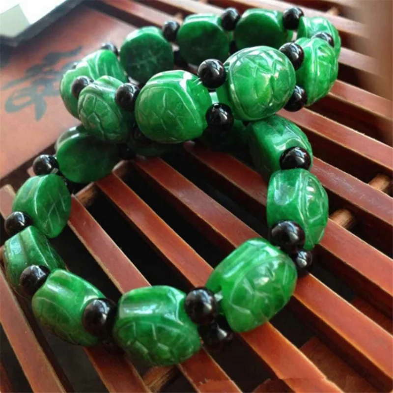 

Myanmar Dry Tielong Shengshou of Bracelet Full of Green Small Water as Right as Rain