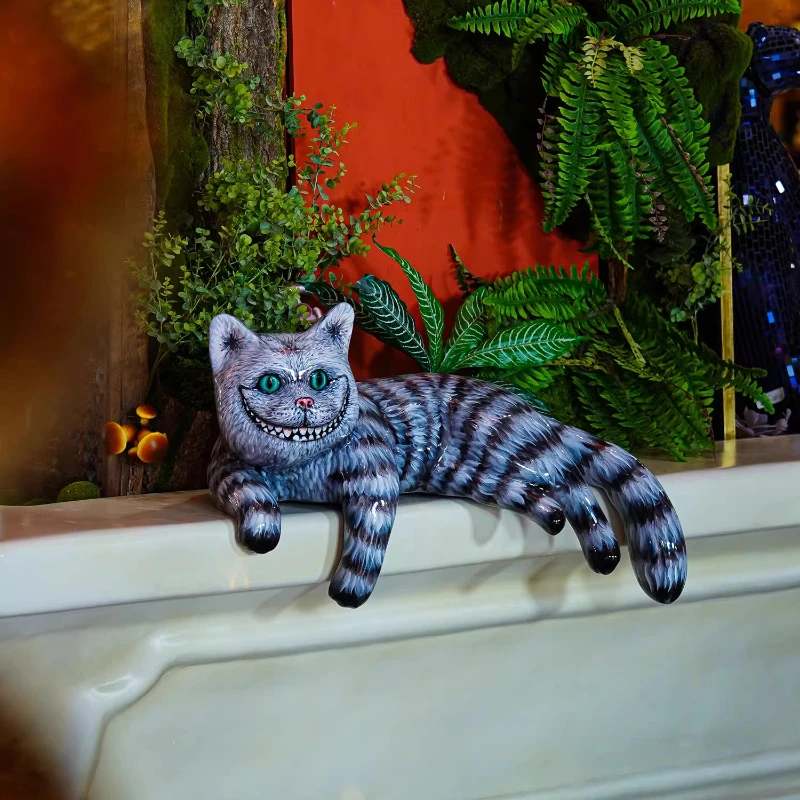 Creative fiberglass painted cat ornament sculpture decorative ornament