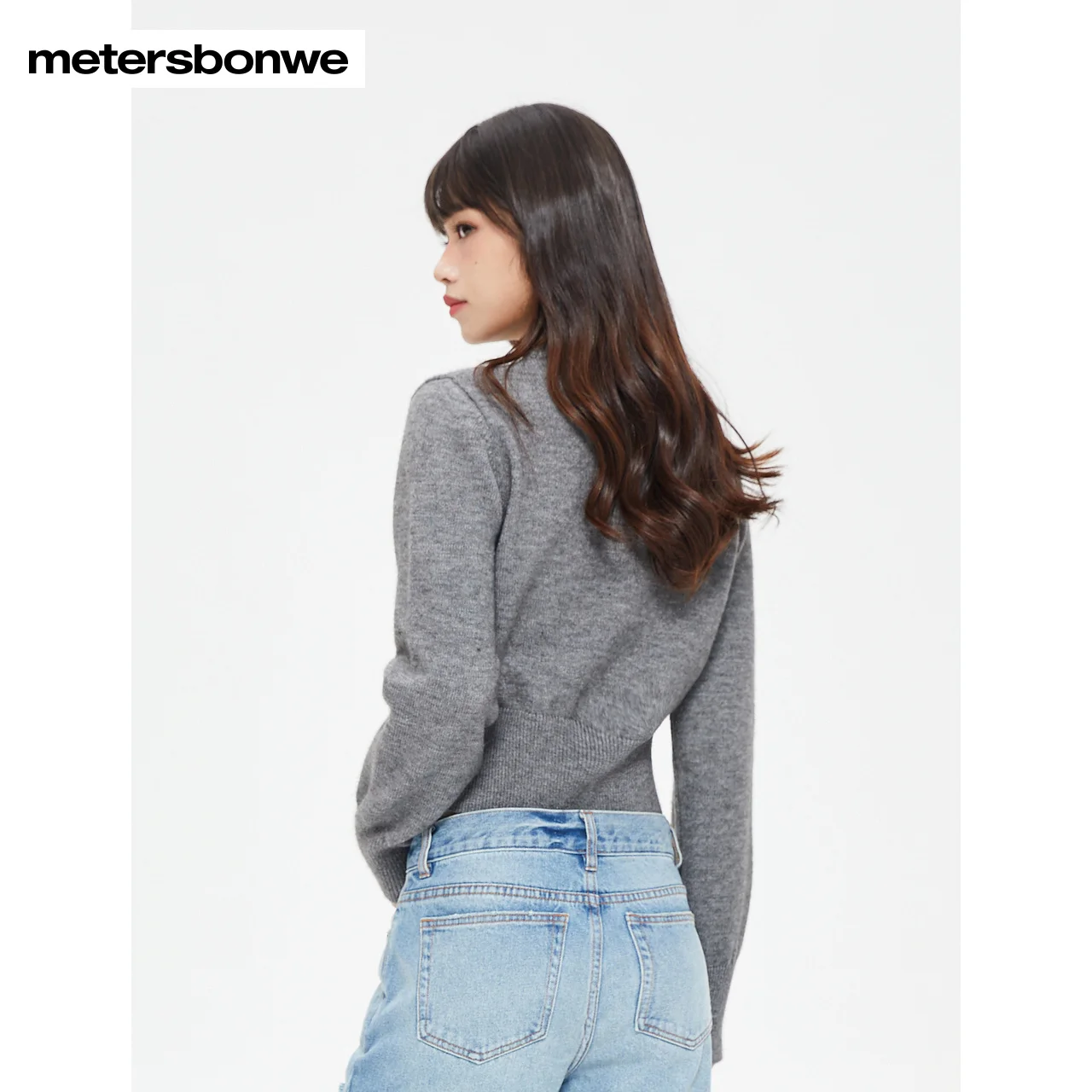 Metersbonwe-女性の長袖セーター,透かし彫りのフロントデザイン,ショートジャンパー,レギュラーフィット,セクシー,秋