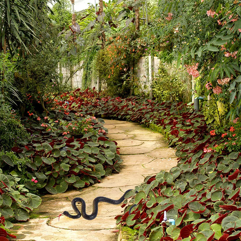 

2 шт. реалистичные искусственные змеи-украшения для сада, спальни, игровой комнаты, Хэллоуина, розыгрышей и вечеринок