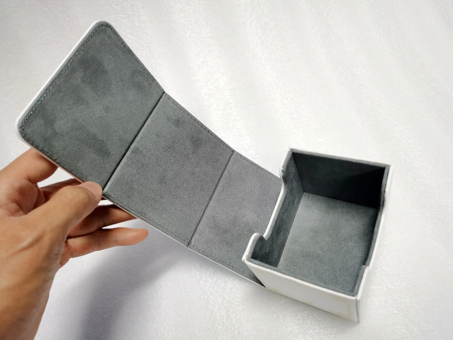 yugioh deck holder belt Elzette of the White Forest Yu-Gi-Oh! PU Leather Deck Box – Kado Supplies main image 1