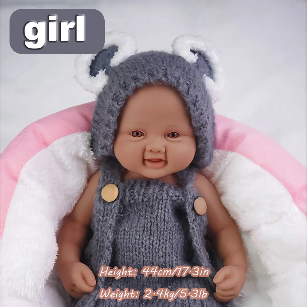 

✨ Vivid 17.3-inch Smiling Reborn Baby "- Medical grade solid silicone • 2.4kg surreal weight • Realistic skin touch
