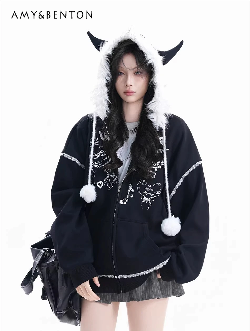 

Весенне-осенний новый американский ретро-стиль, женский бархатный кардиган с капюшоном и меховым воротником с буквенным принтом и бантом