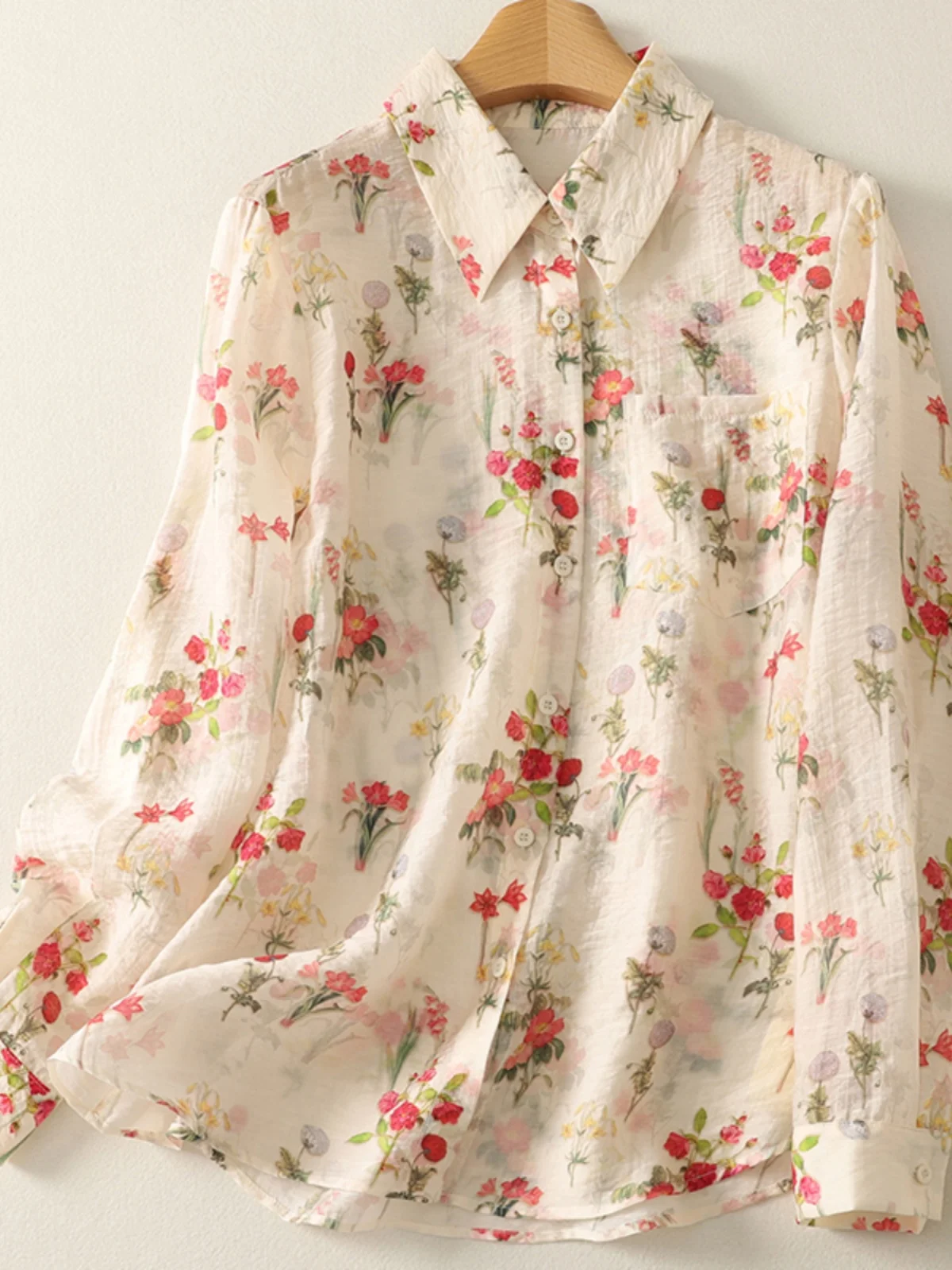 Camisa de Mujer con Estampado Floral Retro, Primaveral, Delgada, Moderna, Anti-UV, Manga Larga, Corte Holgado, con Botones, Estilo Casual para un Look Juvenil