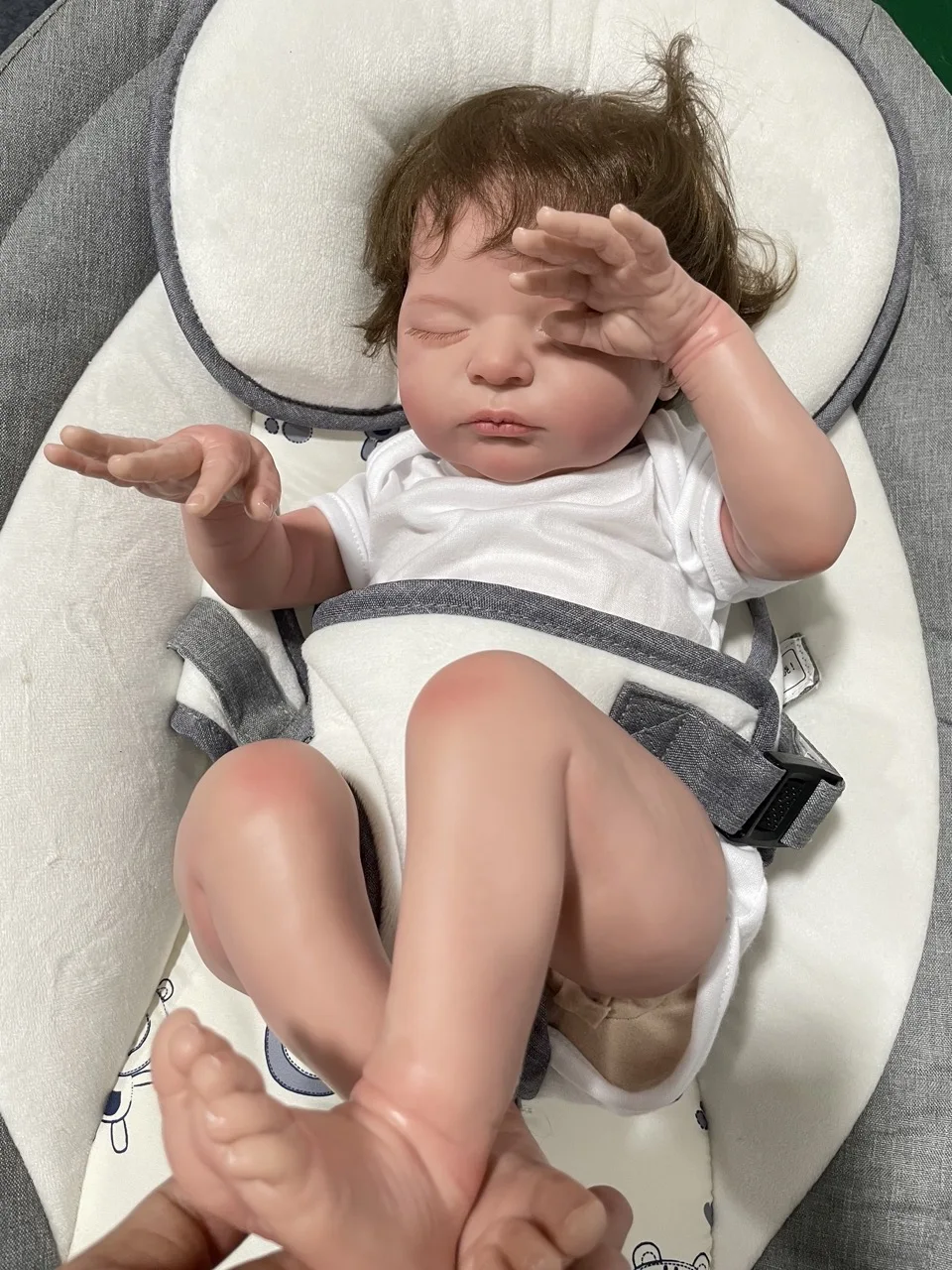 

20 Inch Already Painted Finished Reborn Baby Doll Laura Sleeping Newborn Silicone Vinyl With Cloth Body Handmade Toy Gift