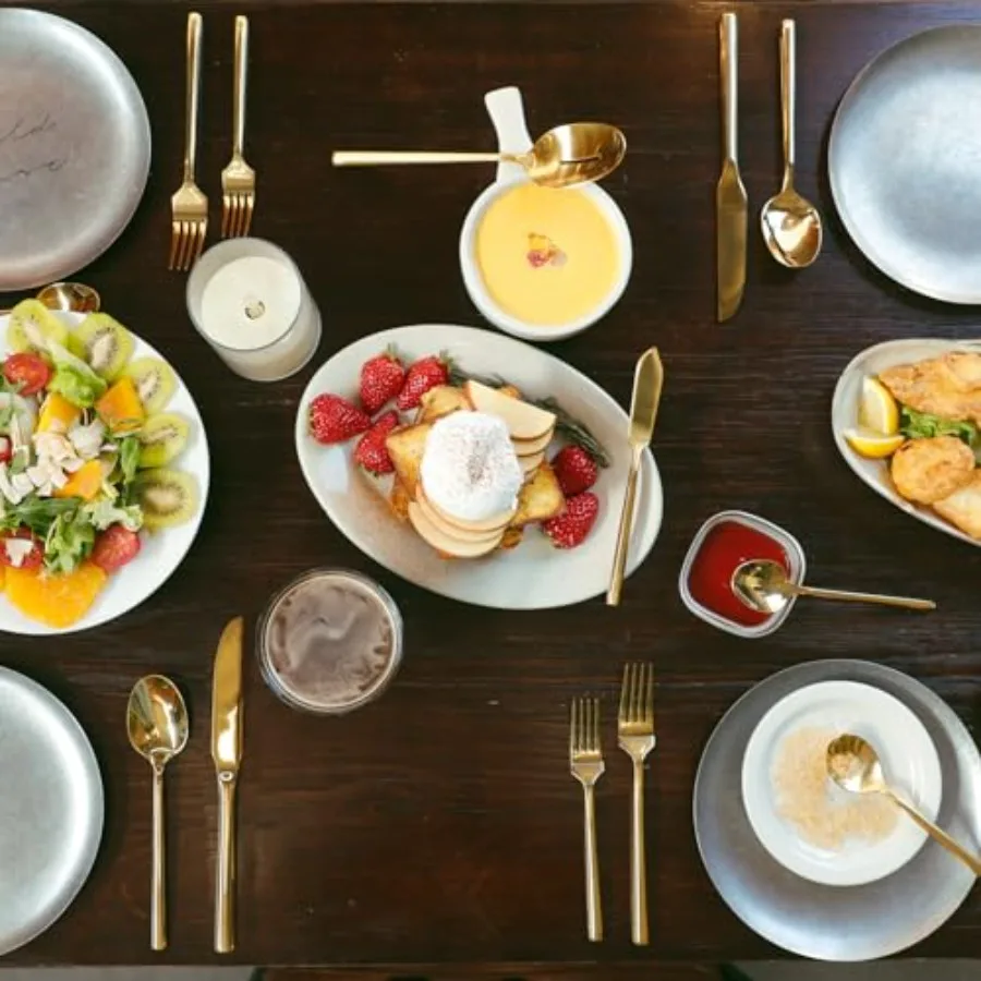 45-Piece Gold Stainless Steel Flatware Set with Serving Utensils Heavy Mirror Polished Cutlery for Wedding Hotel Restaurant Ser