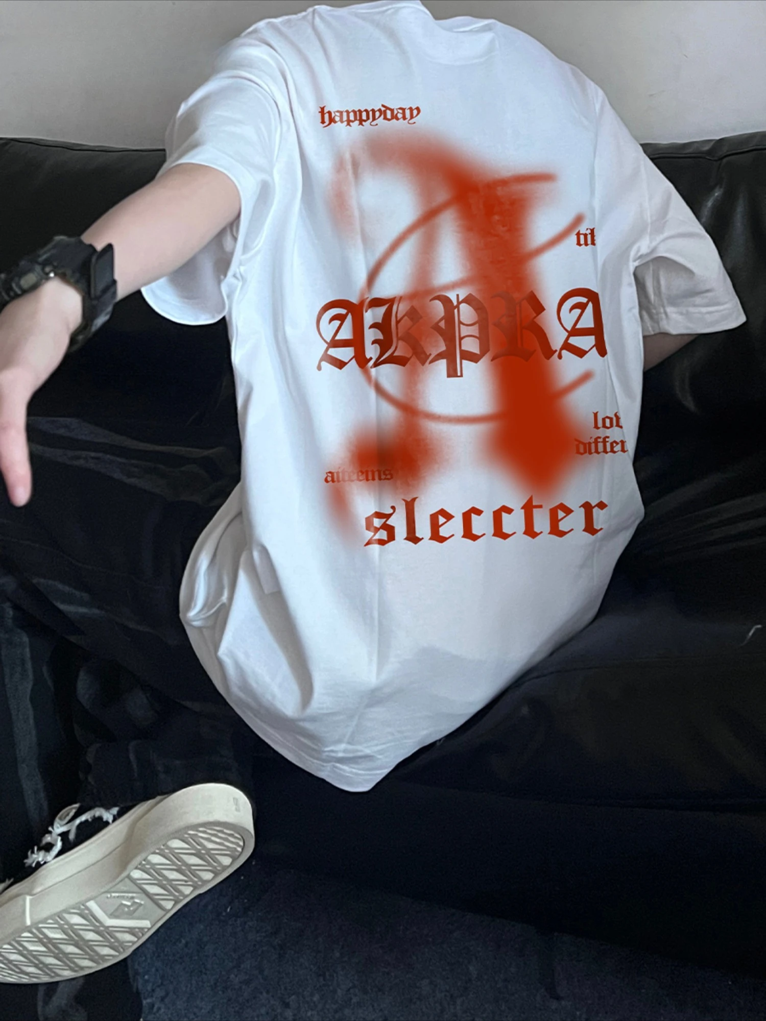 

Pure Cotton Short-sleeved T-shirt for Men and Women A New Summer Style with A Unique Design Sense American Retro Loose Top