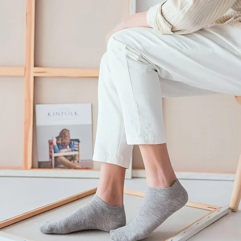 5 أزواج من جوارب القارب غير المرئية للرجال، جوارب قطنية مزيلة للعرق وممتصة للعرق