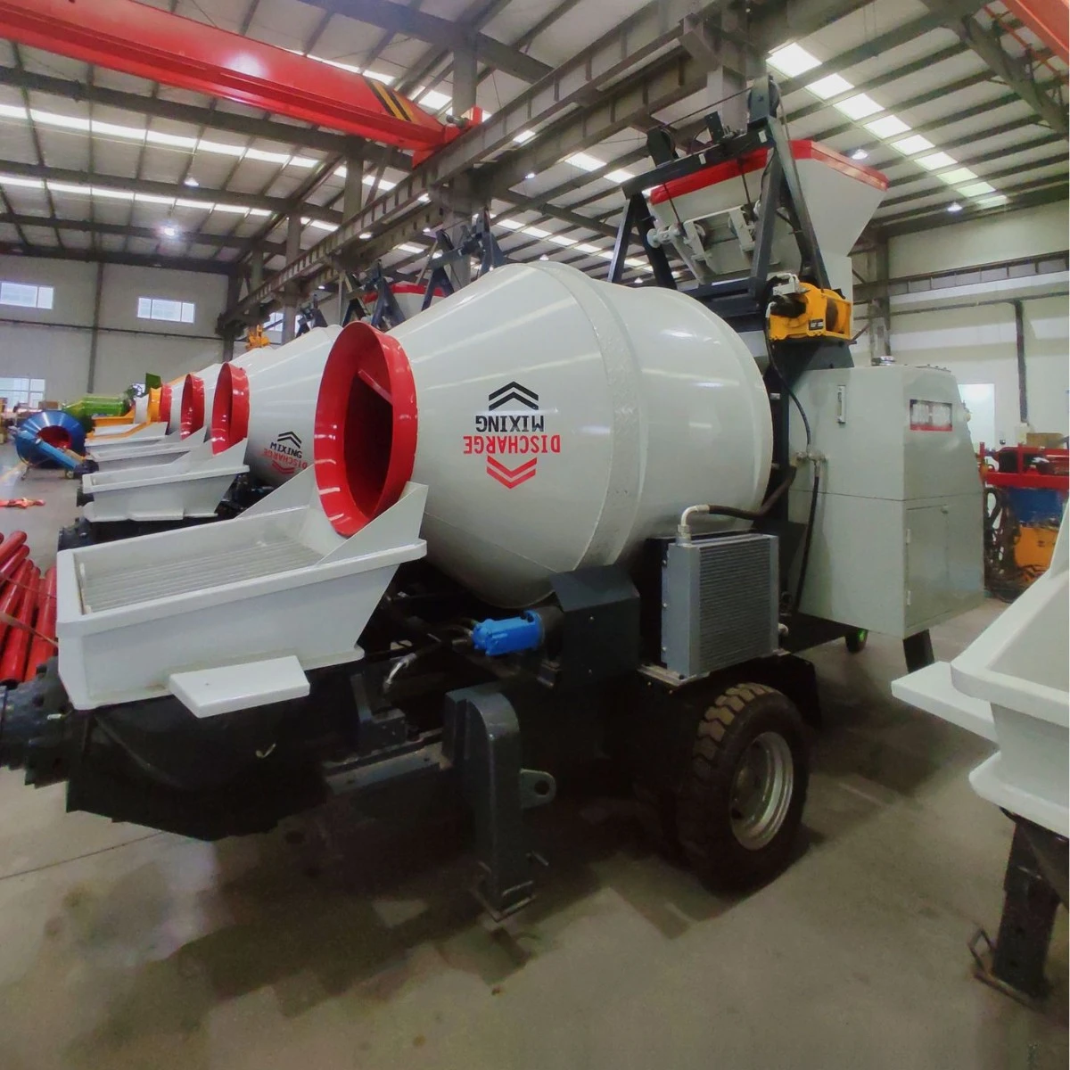 آلة متكاملة لخلاط الخرسانة المتنقلة المتوفرة من قبل الشركة المصنعة لآلات Guigong #1