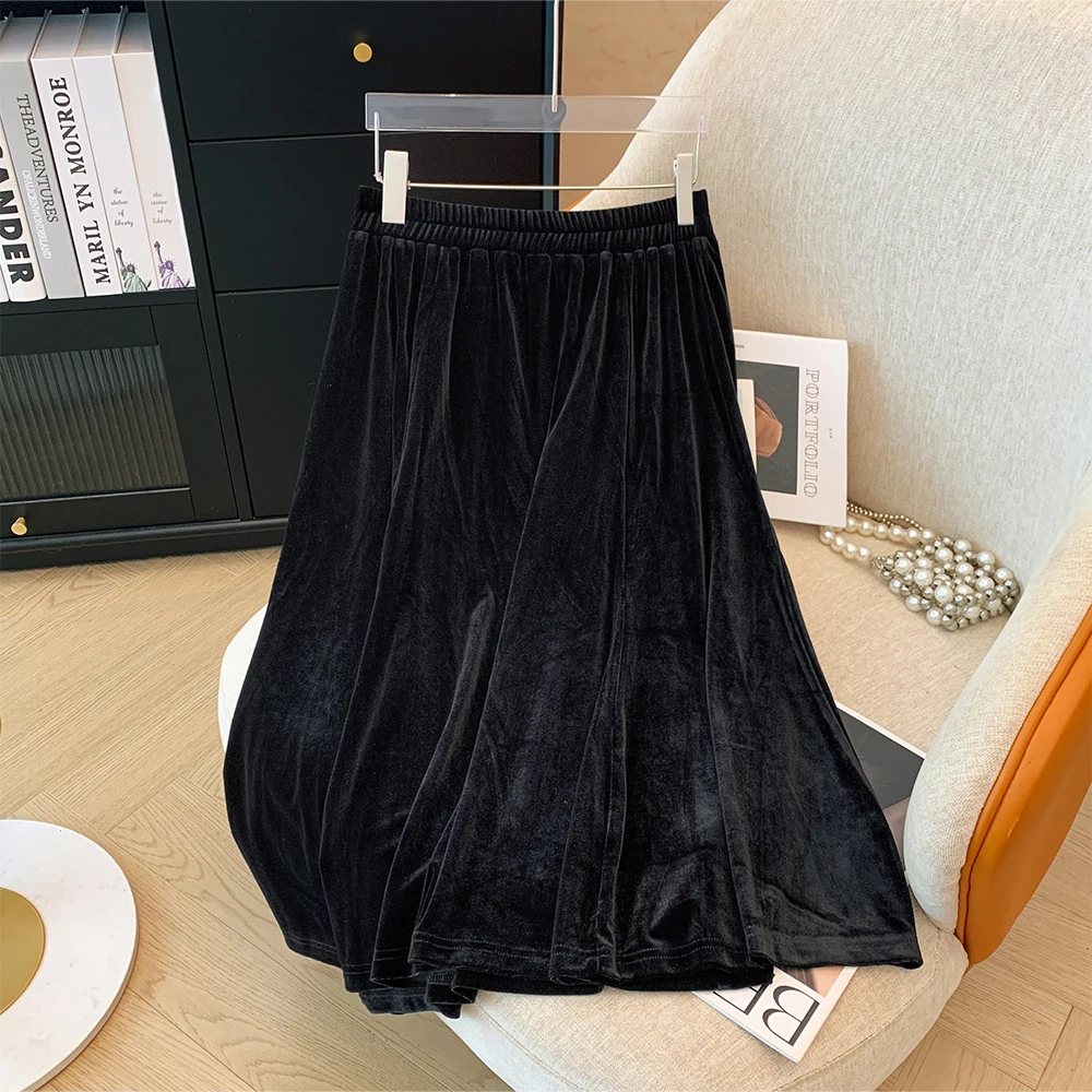 

Plus-size women's fashion temperament commuter wind velvet A-line skirt black thin high waist 2024 spring and autumn new model