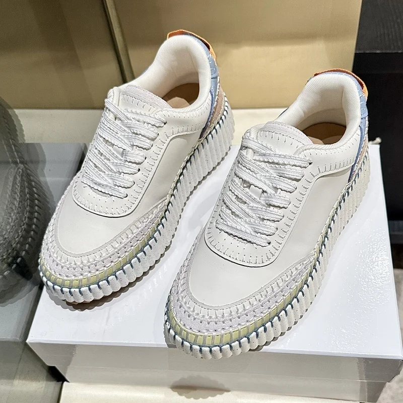 حذاء كاجوال نسائي عالي الجودة على الطراز الكوري متعدد الاستخدامات مخيط يدويًا، مصنوع من قماش ألياف البقر، قمة شعبية 25091304 #4