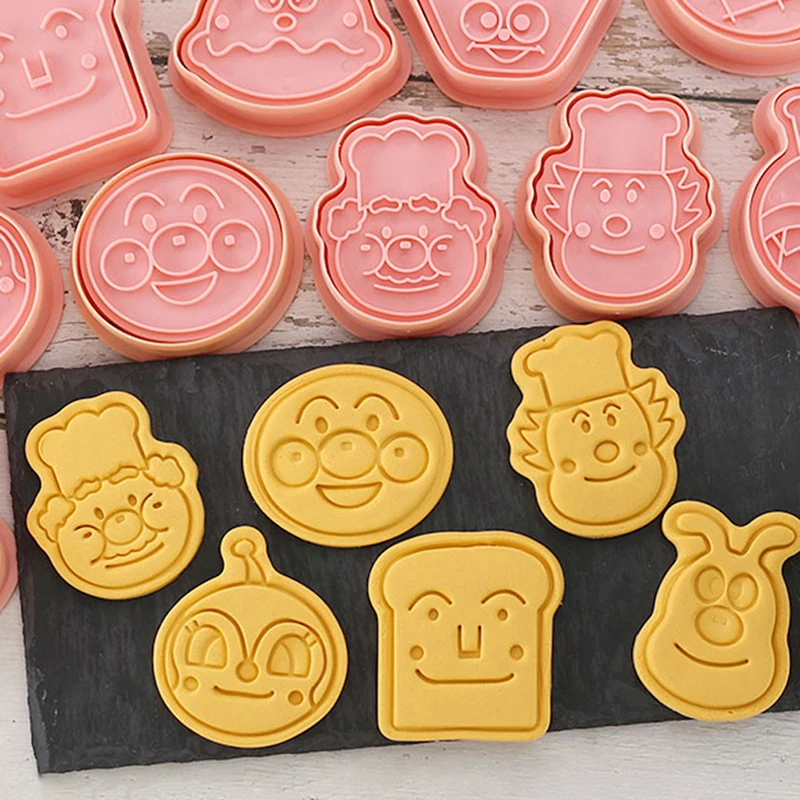 10Pcs Cookie Cutter Mold Confectionery Run Kingdom Desserts Cutting Stamps