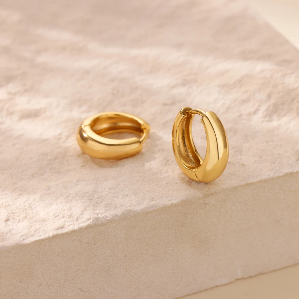 Thumbnail 4 - #18 Highest Rated Gold Earrings to Buy in 2026