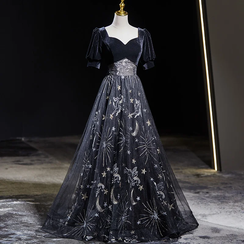 

Elegant Women Formal Occasion Dress Vintage V-Neck Embroidery Shiny Prom Dresses Customized A-Line Party Evening Ball Gowns