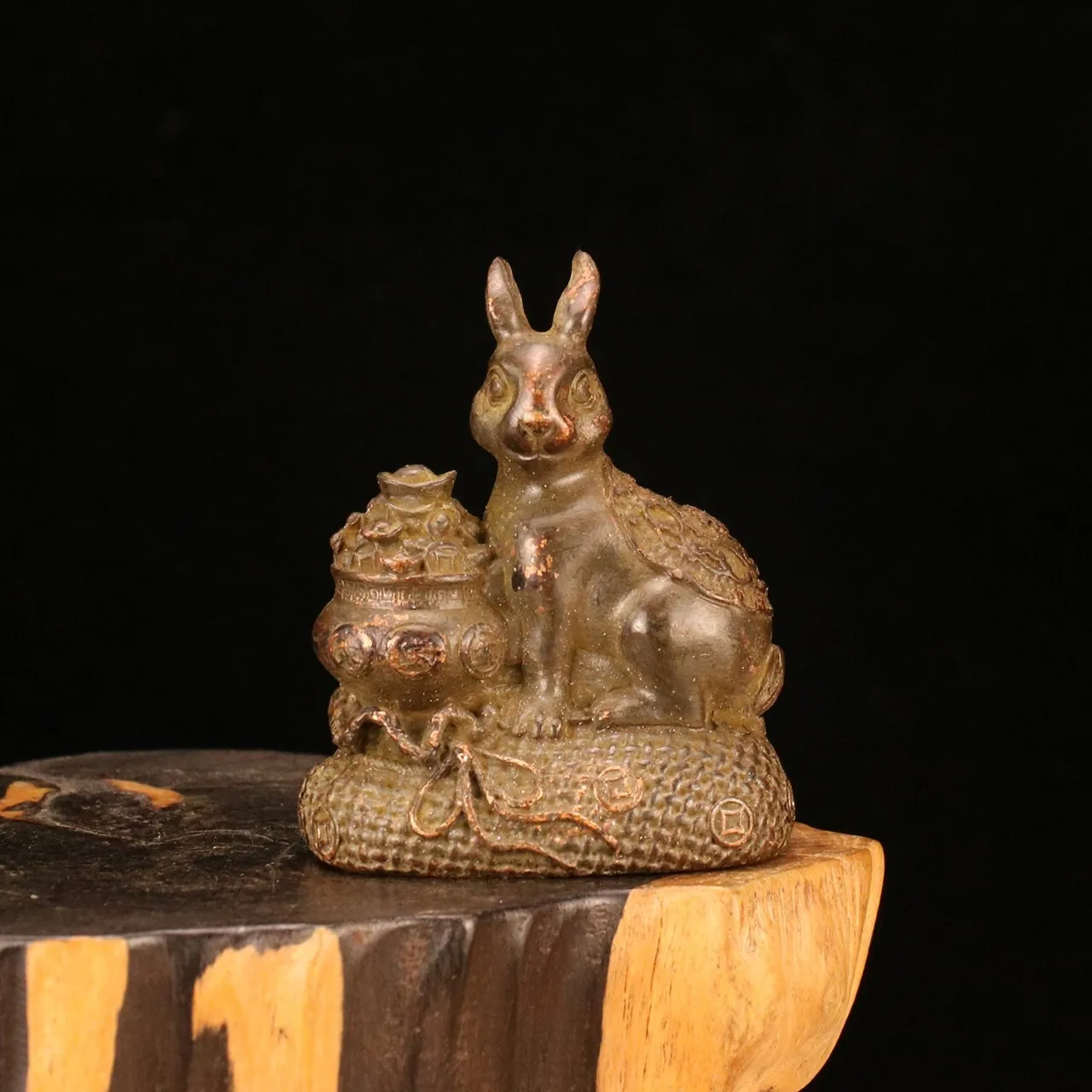 Vintage Solid Bronze Rabbit Figurine With Treasure Bowl Lucky Wealth Zodiac Animal Statue Home Decor Collectible Gift