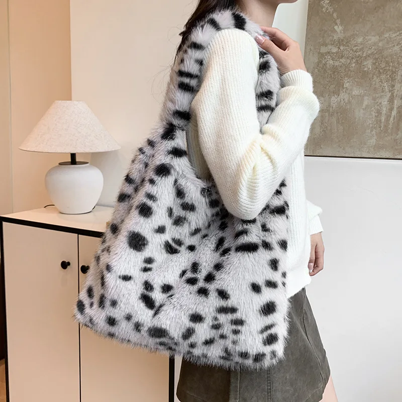 Hairy Bag Women's large capacity shoulder bag Original college student Winter commute Tote bag