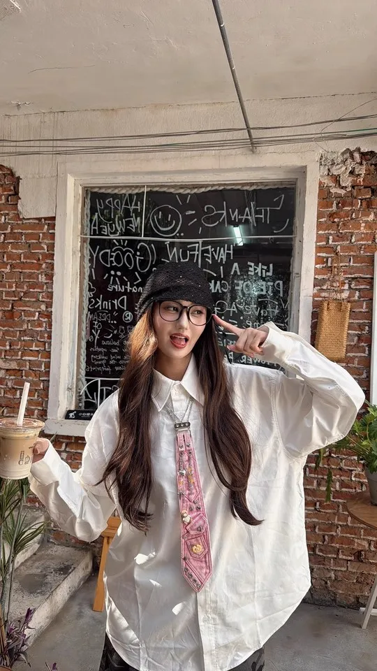 Uomo Donna Designer Rosa Denim Catena di metallo Punk Cravatte senza nodo per camicia Ragazzo Ragazze Performance Cravatta TB286