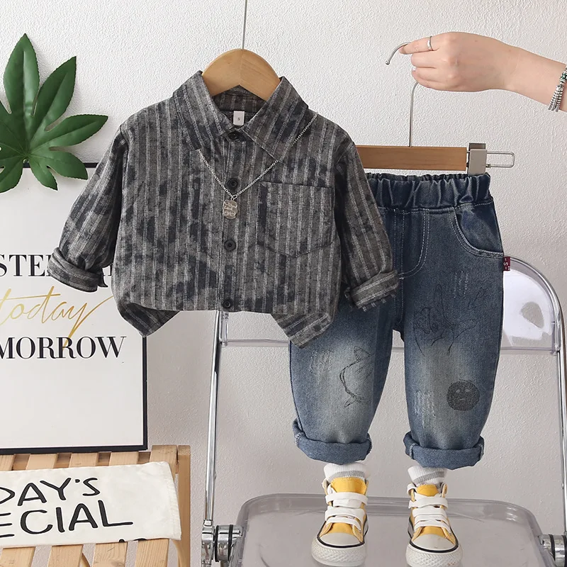 0-5歳幼児男の子用衣装-キッズ服-2026年新作-春秋-ストライプ柄ポケット付き長袖シャツトップスとパンツのツーピースセット