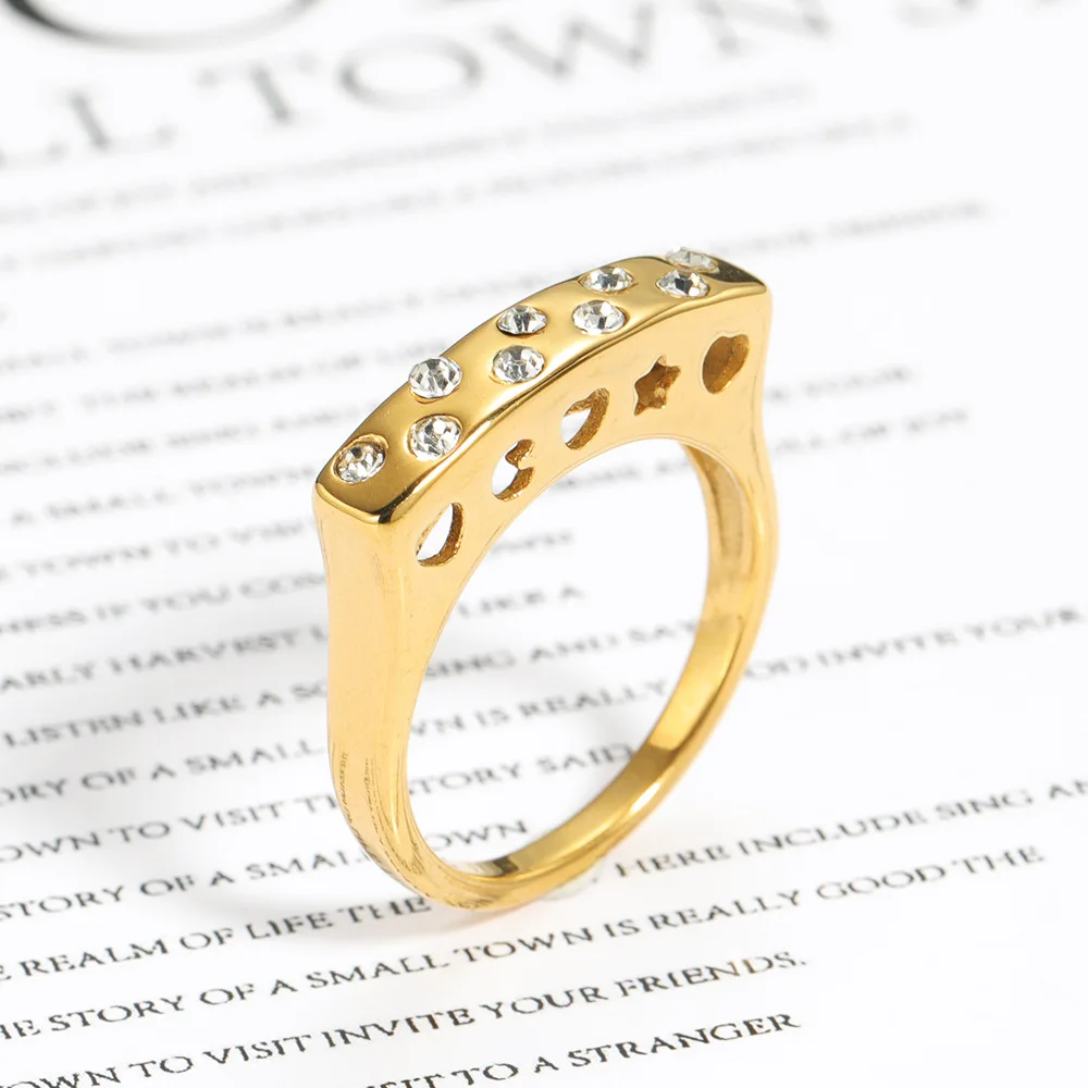 Stainless Steel Titanium Steel Gold Plated Ring for Women Hollow Star Heart Paved CZ Crystal Stackable Finger Ring Jewelry