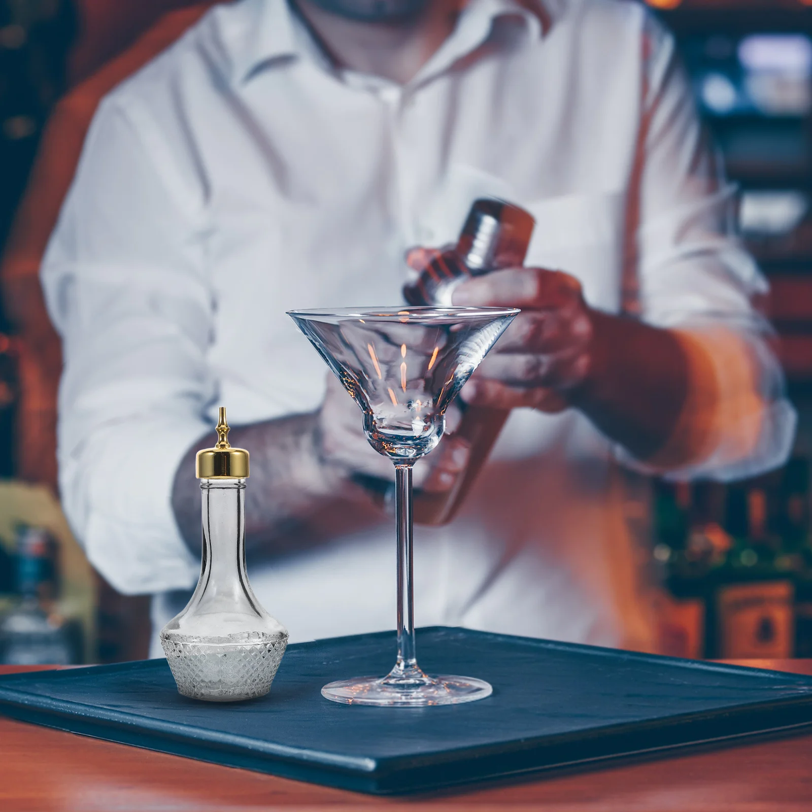 

Glass Bitters Bottle 50Ml Cocktail Mixer Tool Spillproof Whisky Container Multi-Function Drink Maker for Home Parties Elegant