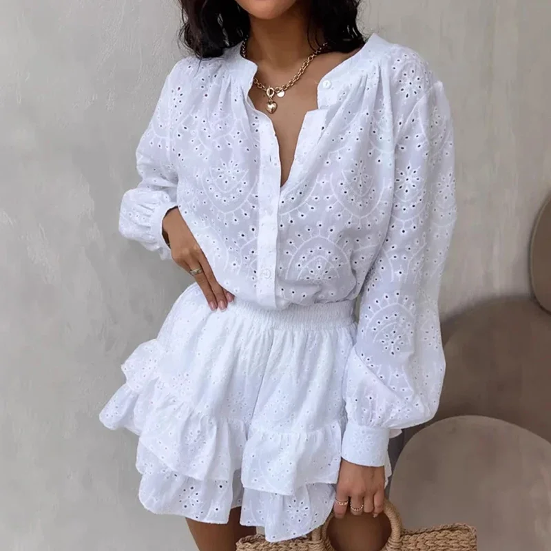 

Женский повседневный жаккардовый комплект, сексуальная полая рубашка с длинными рукавами, свободные шорты с рюшами, женские однотонные шорты, комплект из двух предметов