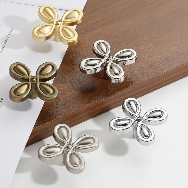 European Simple Wardrobe Cabinet Handle Bedside Table Drawer Cabinet Handle Single Hole Zinc Alloy Four-leaf Clover Small Handle