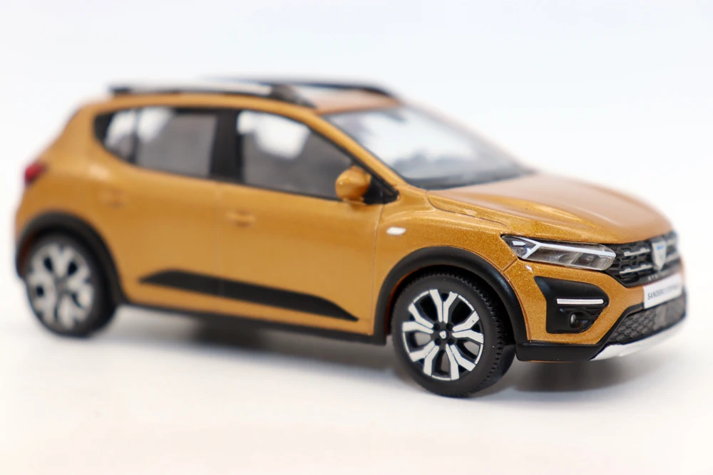 Voitures miniatures Dacia sandero stepway 1/43, nouveau modèle moulé sous pression, échelle 2021, cadeau de collection