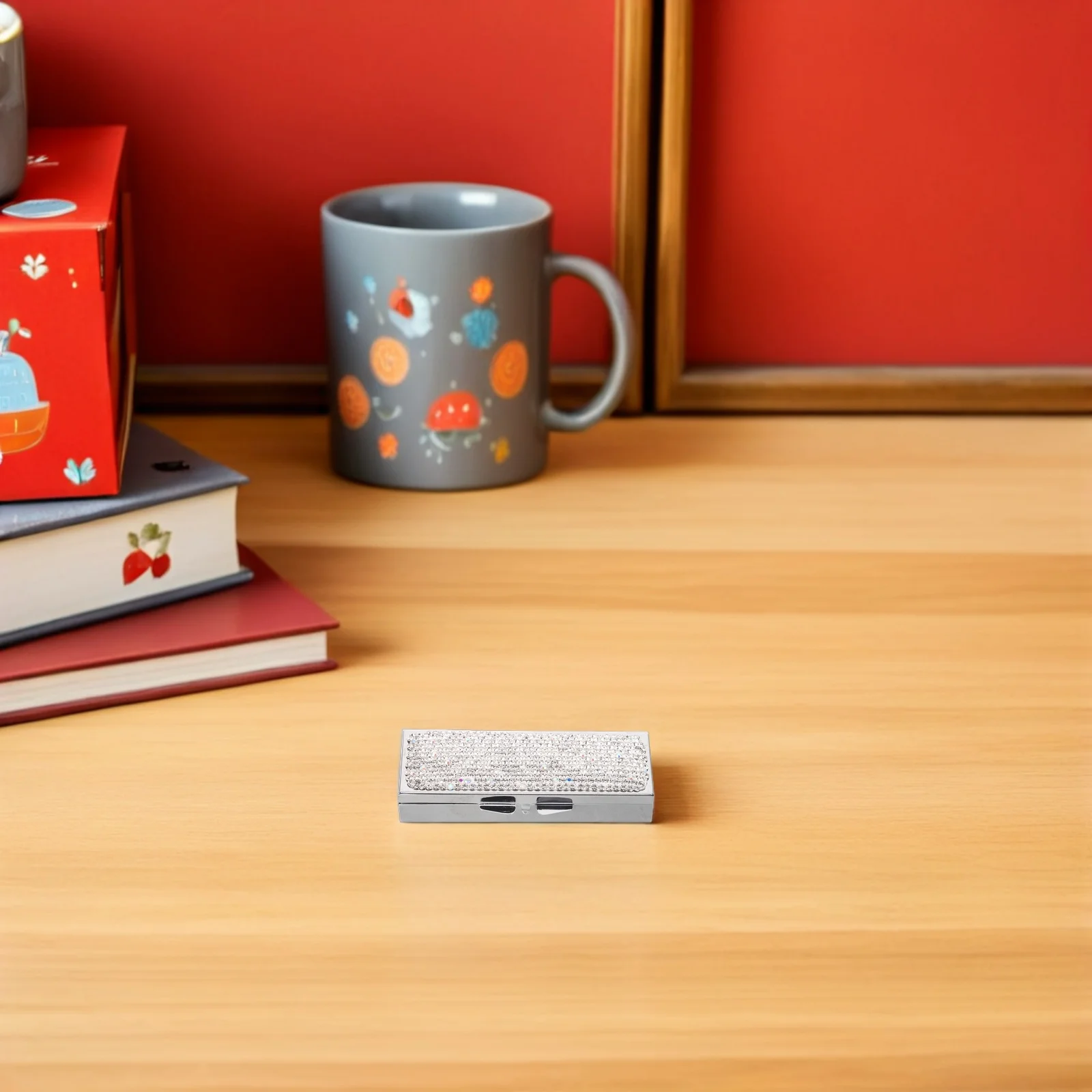 

Small Portable Bling Pill Organizer 3 Compartments Travel Medicine Case Metal Pill Holder Pocket Vitamin Storage Organizer