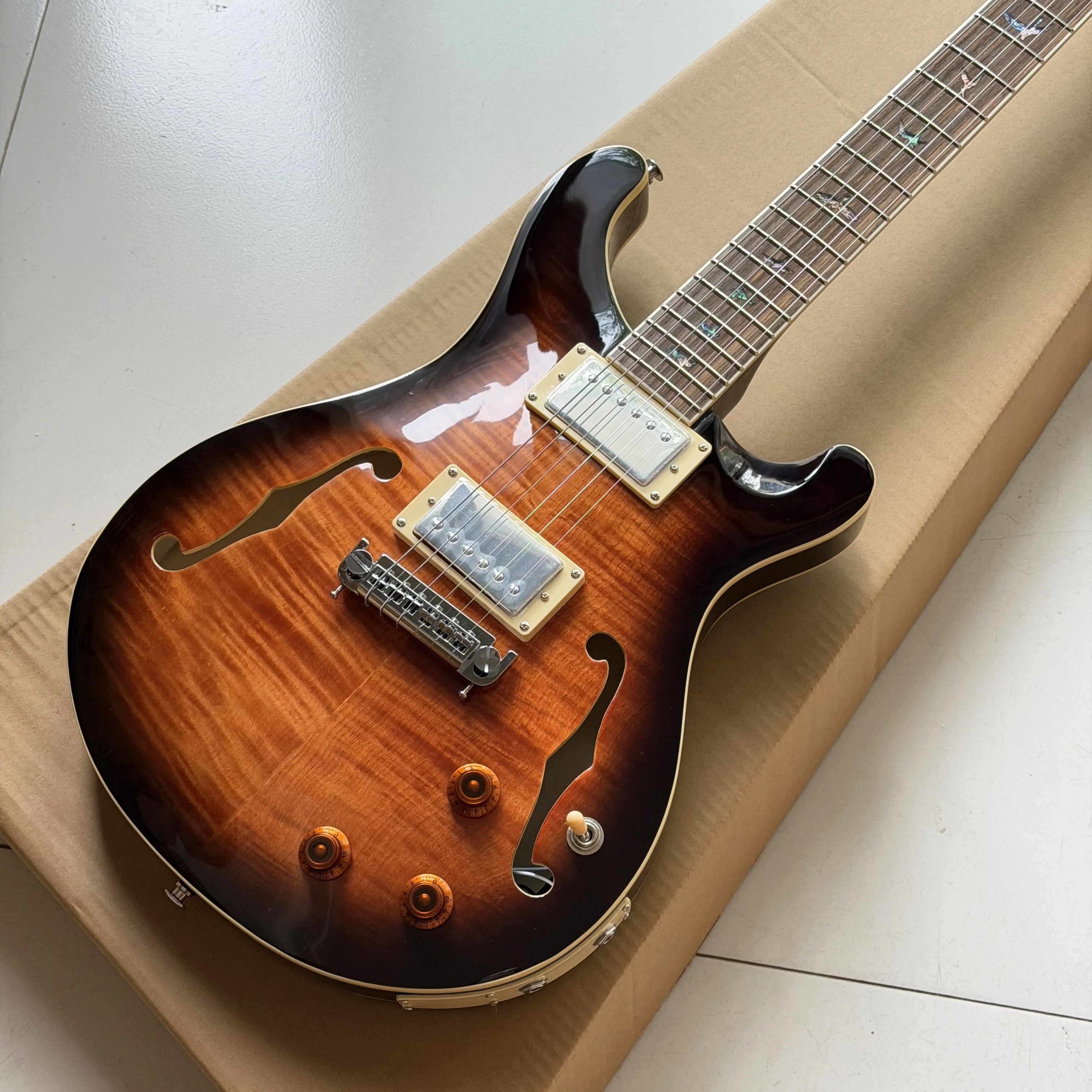 Half Hollow PRS Electric Guitar, F‑Shaped Design, Tiger Pattern, Maple Veneer, Sunset Gradient Finish,