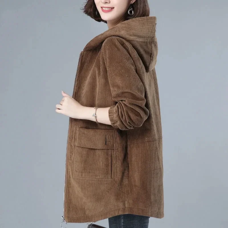 Cappotto giacca a vento per madre di mezza età con cappuccio casual 2189 Giacca in velluto a coste per donna Autunno Nuovo coreano