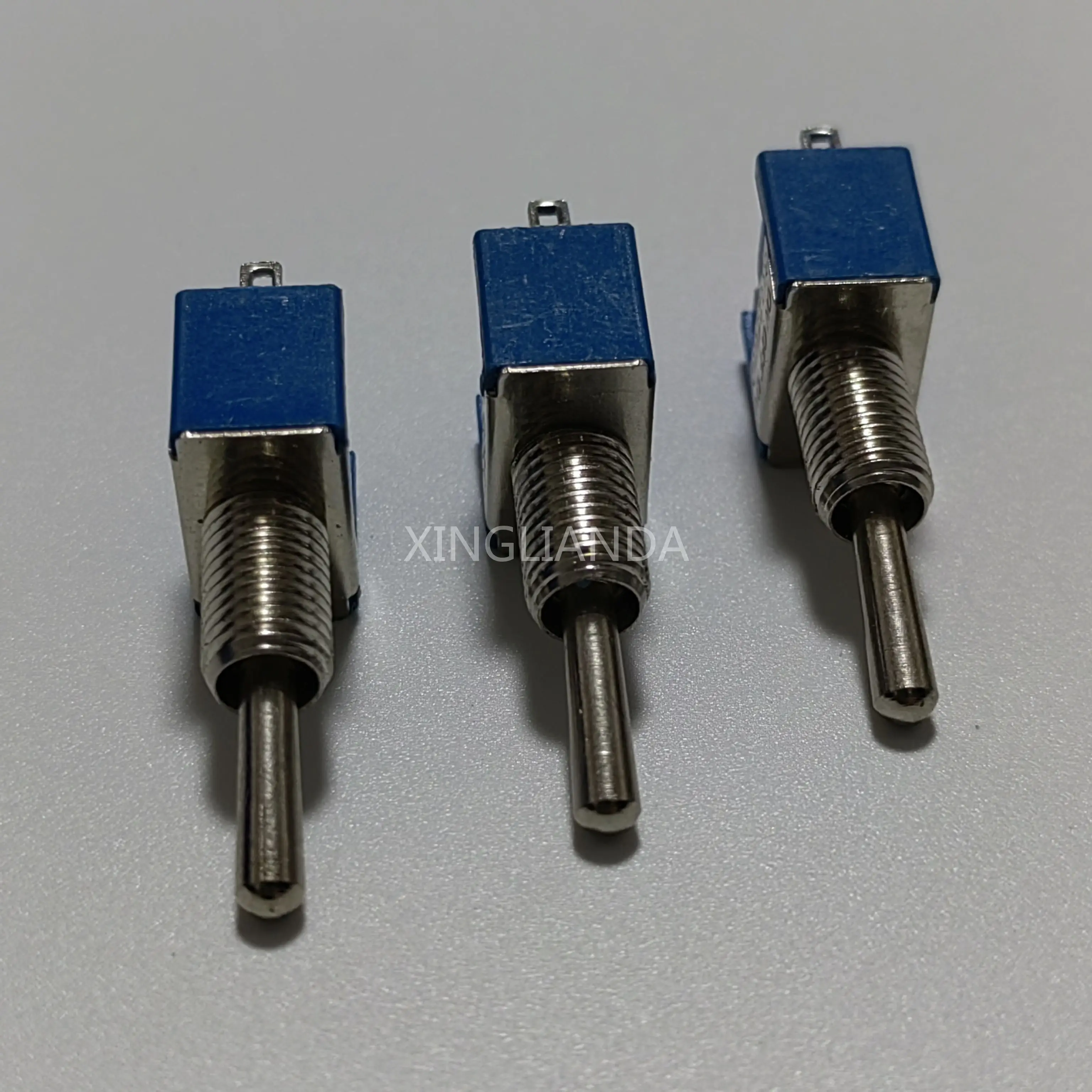 10PCS Toggle Switch ON-OFF-ON 3Pin 3 Position Latching MTS-103 125VAC/6A 250V/3A Power Button Switches