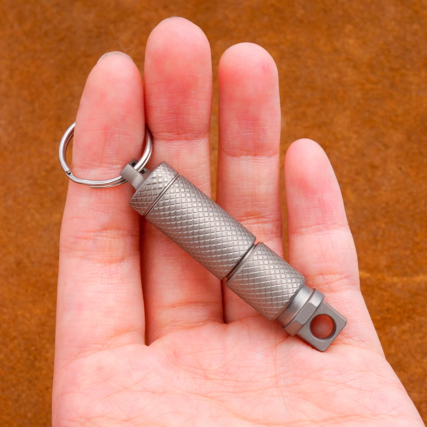 

Titanium Alloy Multifunctional Tool Outdoor Camping/household Mini Pill Bottle Keychain EDC Tools With Stainless Steel Keyring