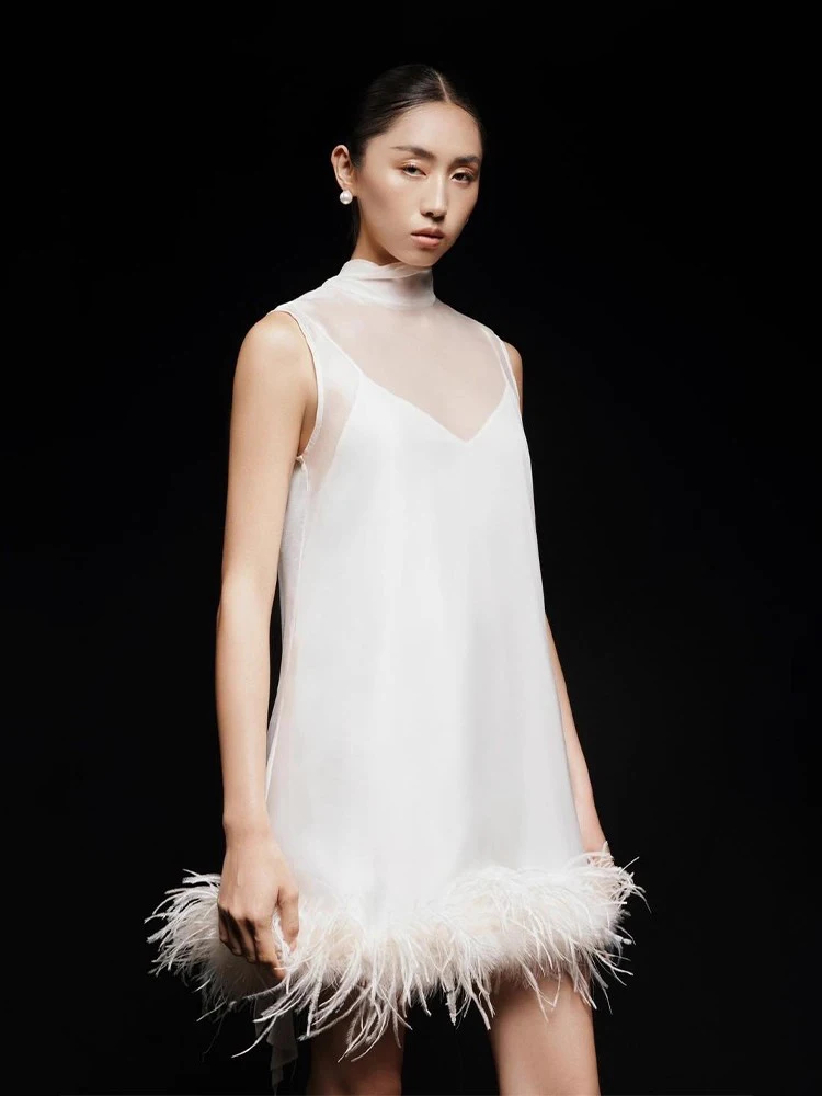 2025 Sexy Turtleneck Sleeveless Feathers Patchwork Mini Dress Women White Backless Lace-up Loose Dresses Elegant Evening Party