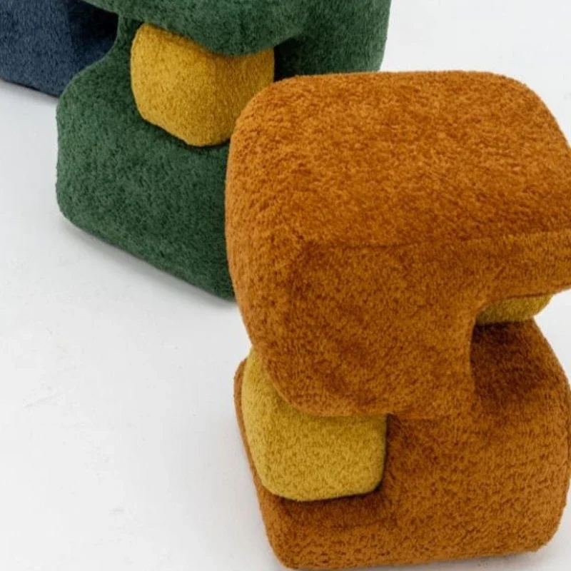 

Grab the horse stool dressing stool living room low pedal shoe changing stool personality