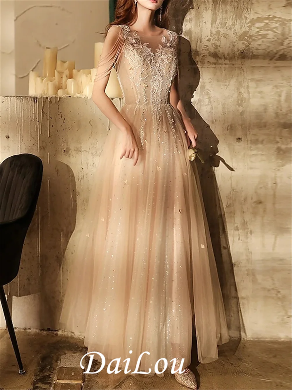 Robe trapèze scintillante pour invités de mariage, tenue de fiançailles élégante, Illusion de cou, manches courtes, longueur au sol, Tulle avec franges à paillettes