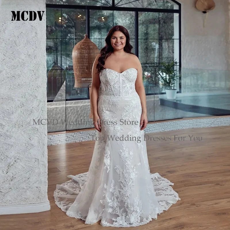 

MCDV Customized Luxury Plus Size Mermaid Wedding Dress 2026 Long Sleeveless Lace Applique Bridal Gowns Sleeveless Zipper