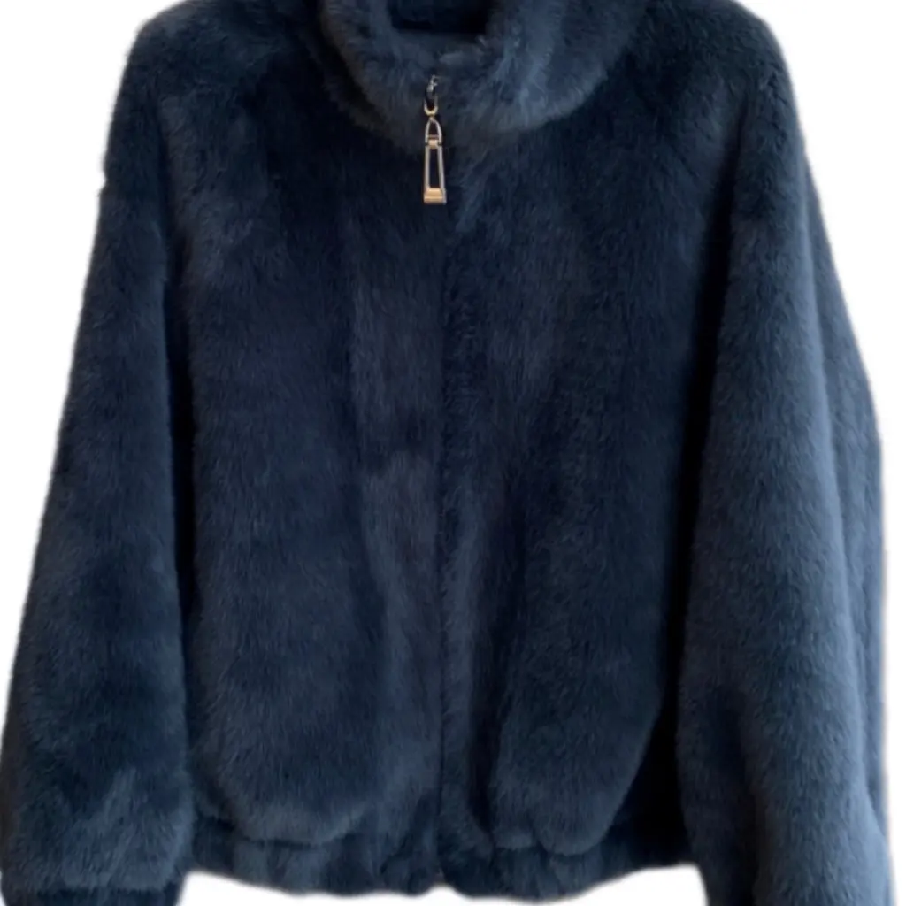 

Women's Soft Warm Imitation Mink Plush Thick Coat Winter Top Comfortable F110922 New 24