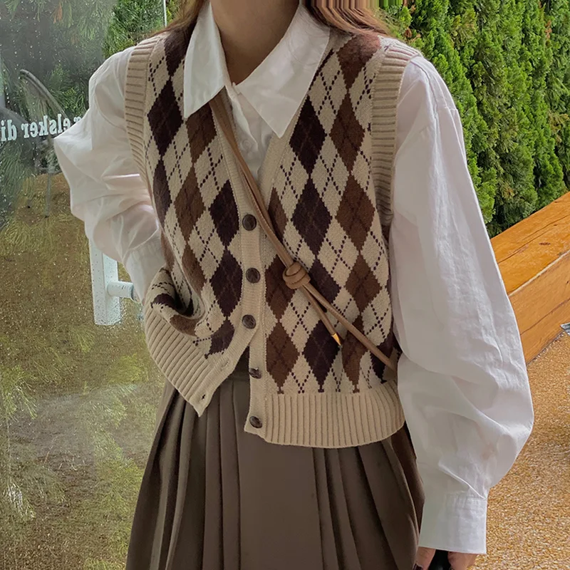 Knitting Sweater Vest Women Retro All-match Single Breasted Argyle Vests Preppy Style Chic Kawaii Sleeveless Sweaters Students