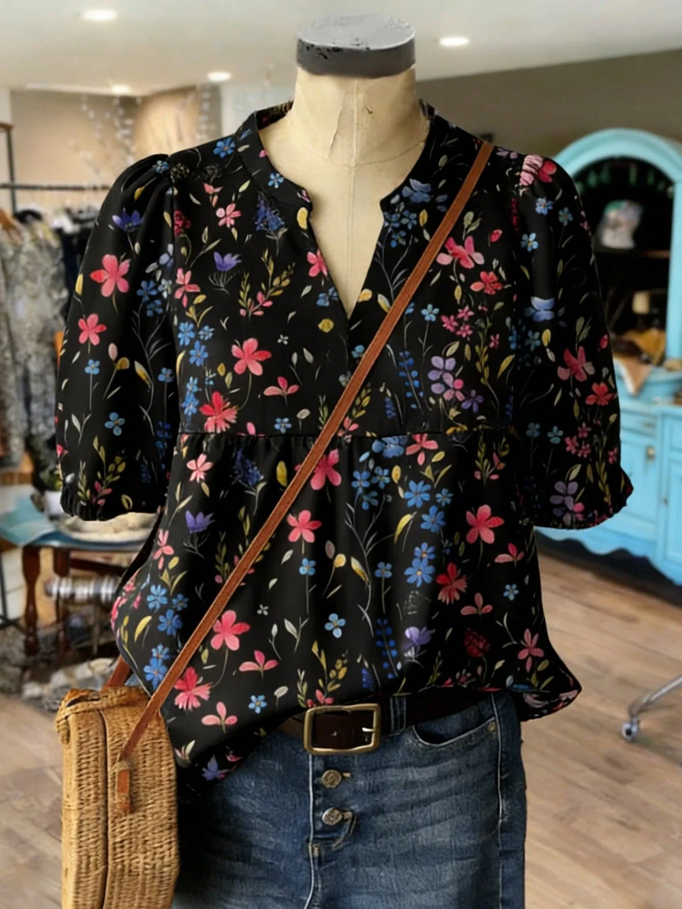 

Элегантная повседневная женская блузка с V-образным вырезом, цветочным принтом и рукавами 3/4 в стиле бохо-винтаж