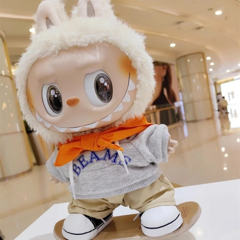 Nuovo Adatto Per 38 cm Labubu Vestiti 38 cm Abbigliamento Per Bambole Originale Felpa Con Cappuccio Pantaloni Casual Sciarpa Arancione Scarpe Da Ginnastica Bianche Vestito