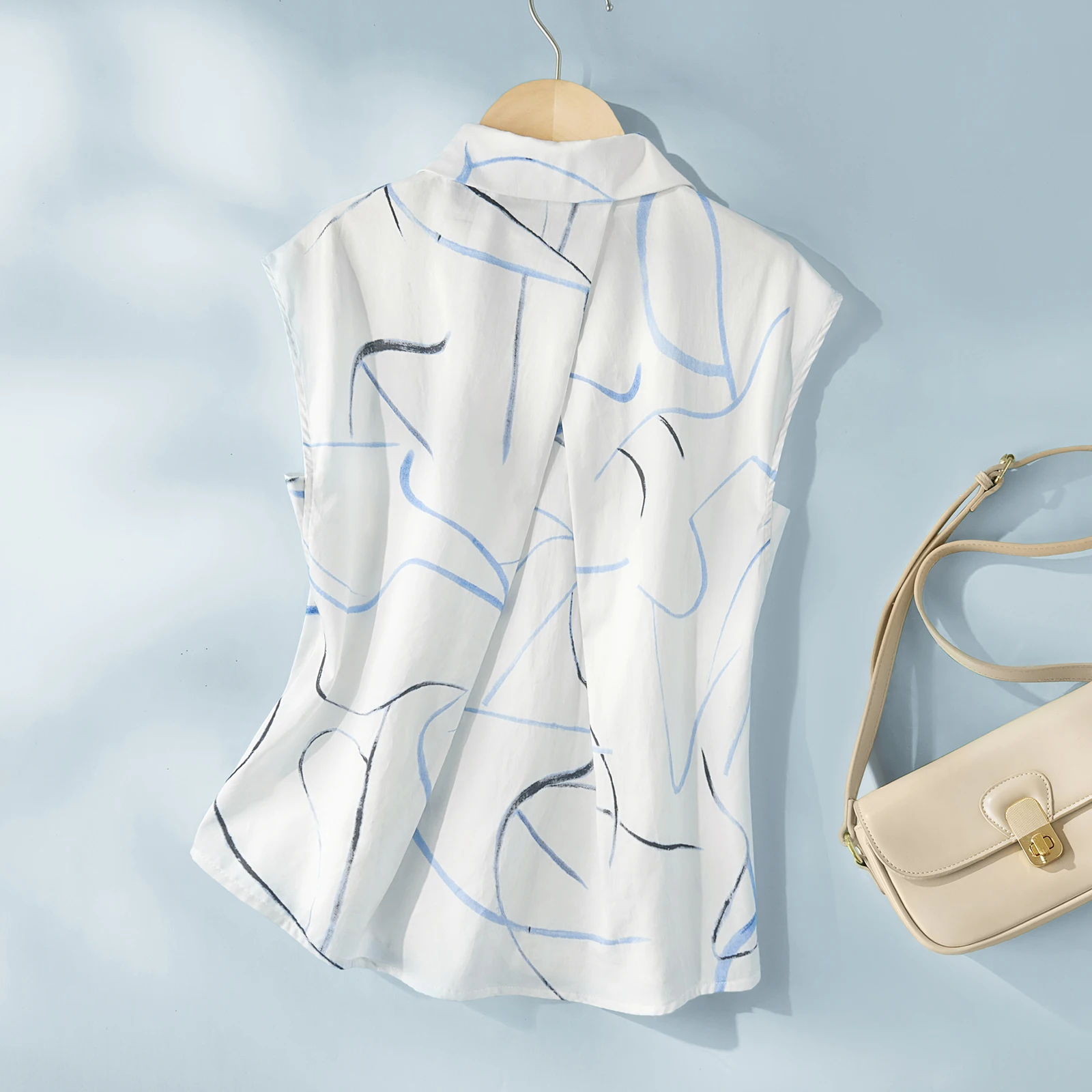 Linear print simple loose shirt 2024 Summer New Women's Casual Printed One Shoulder Sleeveless Shirt