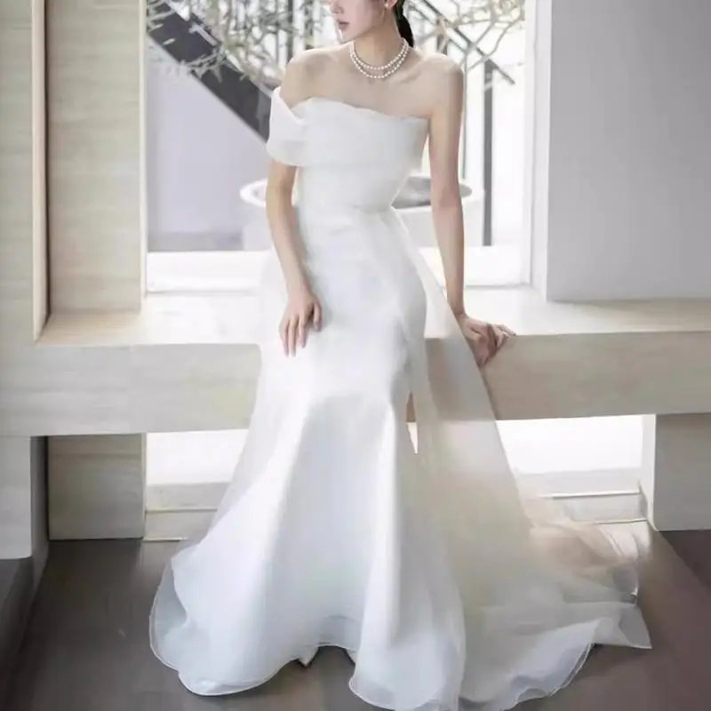 Elegant Mermaid Wedding Dress with Small Train Classic Strapless Long Bridal Dresses Simple Wedding Dresses Customized
