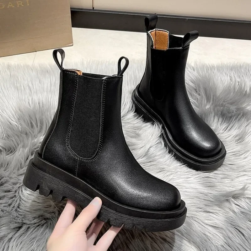 2024 New addensare Winter Knight Boots donna stivali al ginocchio lunghi con tacco quadrato stivali da moto spessi retrò nero bianco Botas Mujer