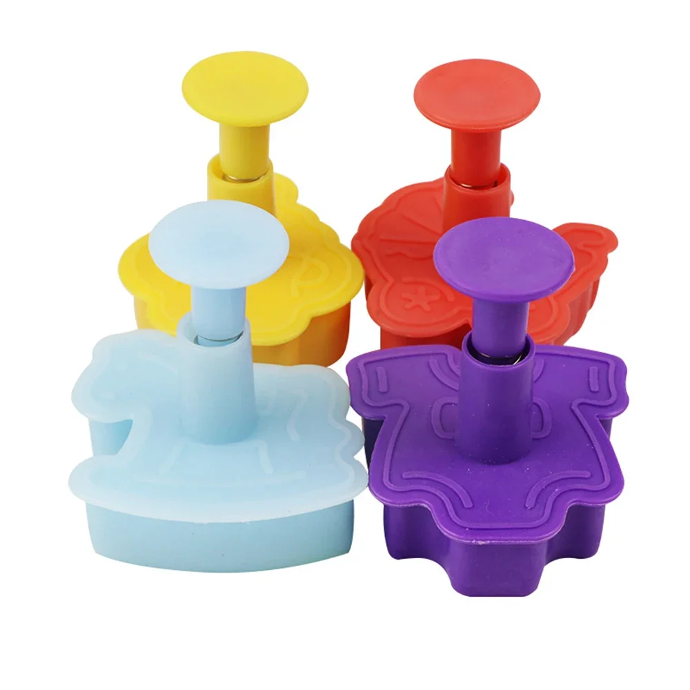 4pcs Baby Toys 3D Baby Stroller Trojan Bottle Cookies Mold Biscuit Stamp Gift Toast Mold Fondant Decorating Tools